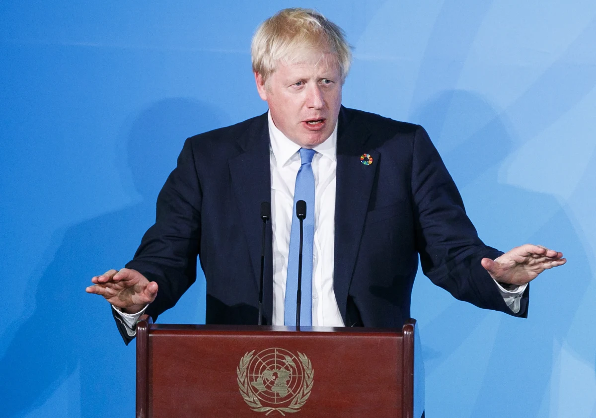 ​Boris Johnson nie zrezygnuje ze stanowiska premiera, mimo niekorzystnego dla niego orzeczenia Sądu Najwyższego - poinformowało, cytowane przez agencję Reuters, źródło na Downing Street. Dymisji szefa rządu domaga się cała opozycja.