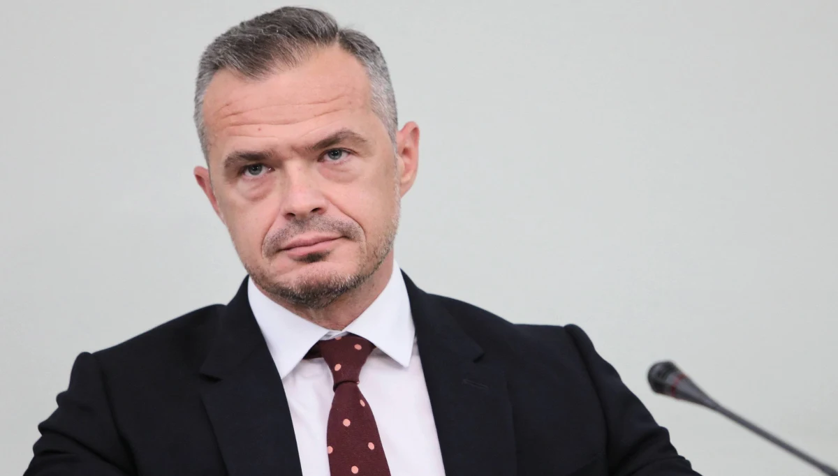 ​Sławomir Nowak kończy swoją pracę w Ukraińskiej Agencji Budowy Dróg. Nie został jednak zwolniony, jak przewidywały ukraińskie media, a złożył rezygnację.
