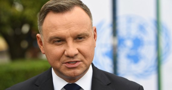 Polska będzie przekształcała swoją gospodarkę stopniowo, włączając coraz więcej zielonej energii, natomiast nie dokonamy rewolucji z dnia na dzień, bo po czasach słusznie minionych odziedziczyliśmy gospodarkę opartą na węglu - mówił w Nowym Jorku prezydent Andrzej Duda. 