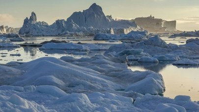 Alarmujące dane: Grenlandia znika dwa razy szybciej, Antarktyda aż trzy