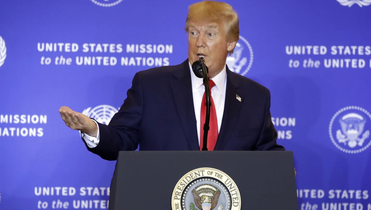 Prezydent USA Donald Trump zaprzeczył w środę jakoby miał wywierać nacisk na swojego ukraińskiego odpowiednika Wołodymyra Zełenskiego aby polecił zbadane działalności na Ukrainie syna jego demokratycznego rywala w nadchodzących wyborach prezydenckich Joe Bidena.