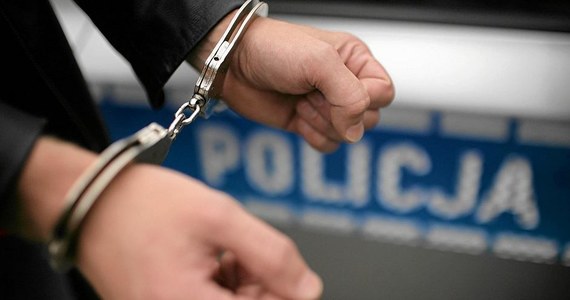 ​Do potrącenia trzech policjantów doszło w mazowieckich Łosicach podczas próby zatrzymania.