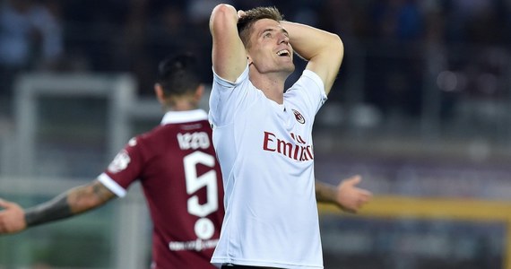 Krzysztof Piątek zdobył bramkę z rzutu karnego, ale jego AC Milan przegrał na wyjeździe z Torino 1:2 w meczu kończącym piątą kolejkę włoskiej ekstraklasy piłkarskiej. Było to drugie trafienie polskiego napastnika w tym sezonie Serie A.