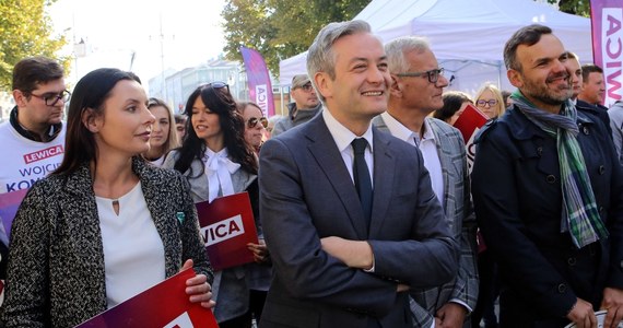 "Odbijemy nasze państwo z rąk mafii, zmienimy oblicze tej ziemi" – mówił w Olsztynie jeden z liderów Lewicy Robert Biedroń. "Służby specjalne nie służą dziś społeczeństwu, ale jednej partii - PiS" – podkreślił.

