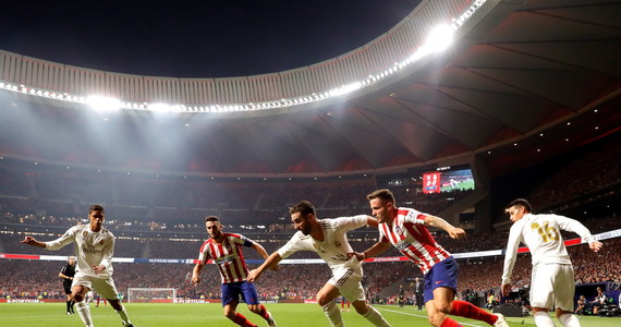Mało emocji i żadnego gola przyniosły derby Madrytu. Atletico zremisowało na Wanda Metropolitano z Realem 0:0. "Królewscy" utrzymali prowadzenie w tabeli. Bliżej stołecznego duetu przesunęła się Barcelona, która pokonała na wyjeździe Getafe 2:0.