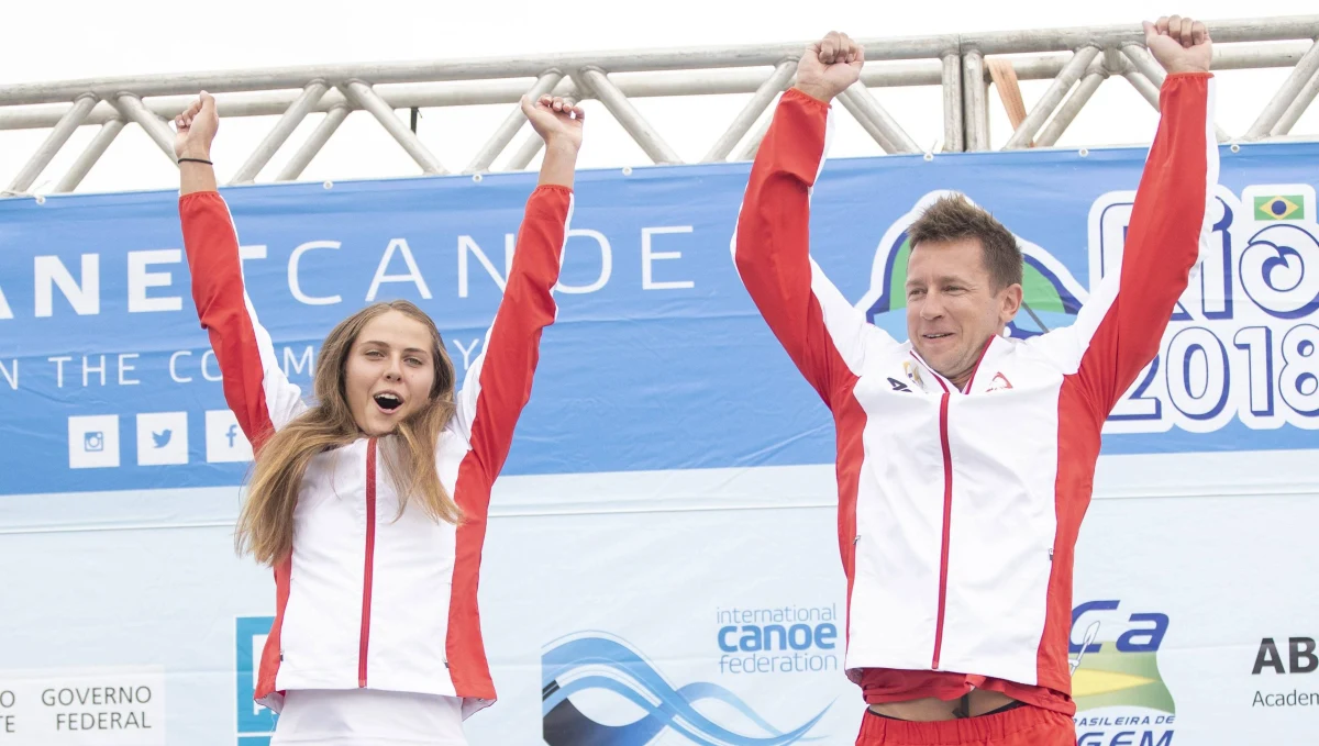 Kajakarze górscy Aleksandra Stach i Marcin Pochwała wywalczyli srebrny medal mistrzostw świata w mikście C2! W hiszpańskiej miejscowości La Seu d'Urgell Polacy bronili tytułu z Rio de Janeiro w tej nieolimpijskiej konkurencji.