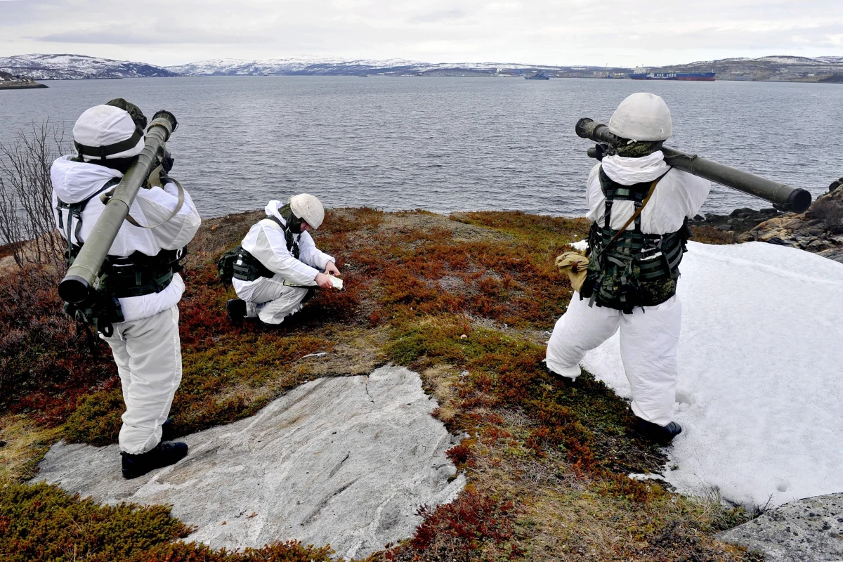 Rosyjskie siły specjalne prowadziły ćwiczenia i operację rozpoznawczą na wyspach Archipelagu Spitsbergen, a także zostały zaobserwowane na kontynentalnej części Norwegii. Informacje ujawnił Aldrimer.no - portal zajmujący się sprawami obronności i wojska, powołując się na źródła w wywiadzie. 