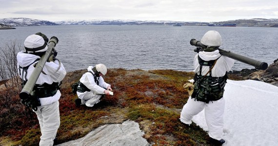 Rosyjskie siły specjalne prowadziły ćwiczenia i operację rozpoznawczą na wyspach Archipelagu Spitsbergen, a także zostały zaobserwowane na kontynentalnej części Norwegii. Informacje ujawnił Aldrimer.no - portal zajmujący się sprawami obronności i wojska, powołując się na źródła w wywiadzie. 