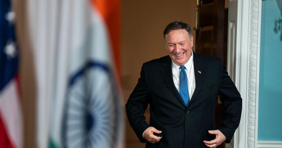 Sekretarz stanu USA Mike Pompeo słyszał rozmowę telefoniczną prezydentów USA i Ukrainy Donalda Trumpa i Wołodymyra Zełenskiego z 25 lipca - potwierdza we wtorek telewizja CNN. Jako pierwszy informację podał dziennik "Wall Street Journal".