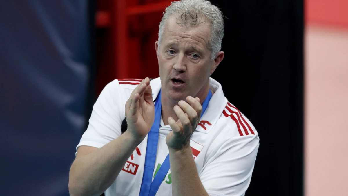 Od mocnego uderzenia rozpoczęli polscy siatkarze udział w Pucharze Świata. W japońskiej Fukuoce biało-czerwoni rozgromili Tunezję 3:0. 