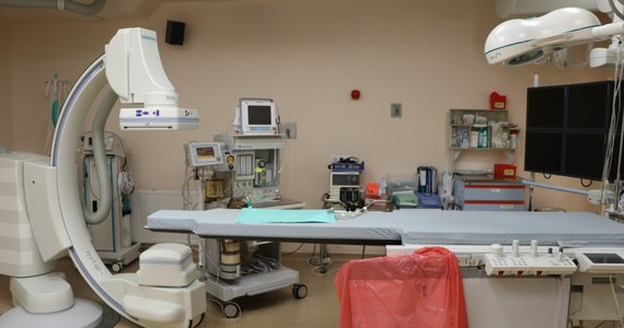 Szpital powiatowy w Wodzisławiu Śląskim zawiesił na trzy miesiące działalność chirurgii ogólnej. Przyczyną jest brak lekarzy. To już kolejna placówka w regionie, która z tego powodu zamyka oddział. 