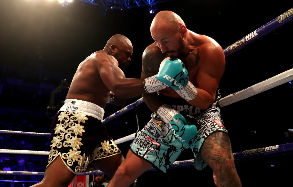 Pojedynek Artura Szpilki z Włochem Fabio Tuiachiem w wadze ciężkiej będzie główną atrakcją bokserskiej gali zaplanowanej 26 października w Sosnowcu.