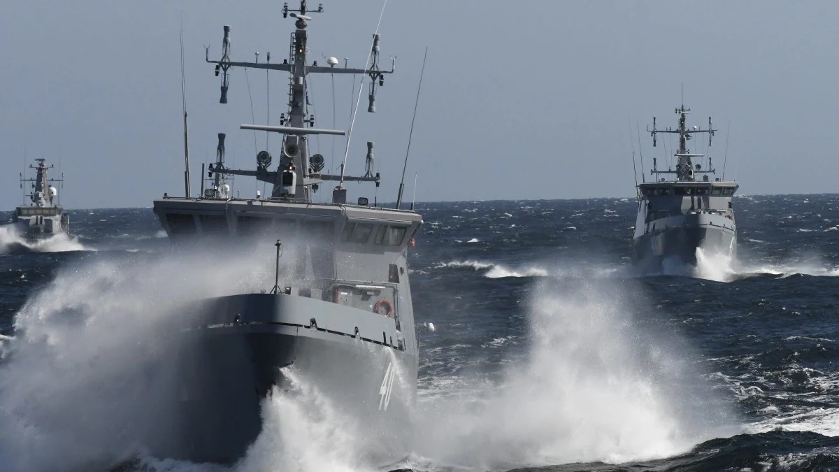 Z powodu zagrożenia ze strony Rosji dowództwo szwedzkiej marynarki wojennej po 15 latach wraca do swojej podziemnej kwatery, wykutej ze skał pod wyspą Muskoe pod Sztokholmem - informuje gazeta "Svenska Dagbladet".