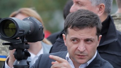 Zełenski: Nie będzie wyborów w Donbasie pod lufami karabinów