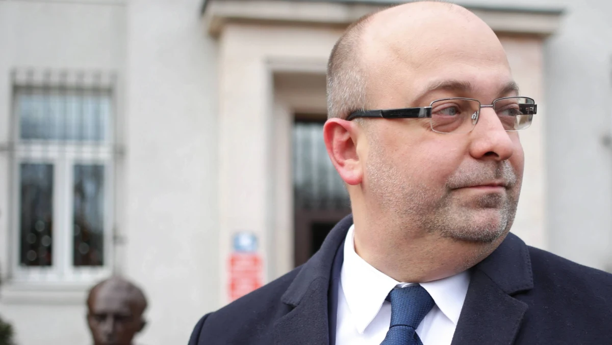 Polska stanęła w TSUE po stronie frankowiczów, istotny wpływ na nasze stanowisko miał były wiceminister sprawiedliwości Łukasz Piebiak, który... sam pozwał bank za kredyt frankowy - czytamy w wydaniu "Dziennika Gazety Prawnej".