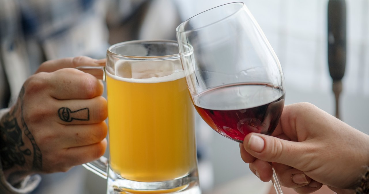 Kobiety powinny całkowicie odstawić alkohol. Chodzi o raka