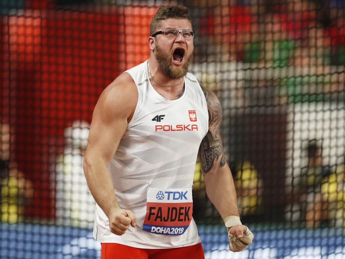 Paweł Fajdek czwarty raz z rzędu został mistrzem świata w rzucie młotem. Brąz - po odwołaniu przez PZLA - zdobył Wojciech Nowicki. 