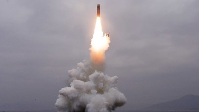 Korea Płn.: Udany test rakiety balistycznej wystrzelonej z łodzi podwodnej