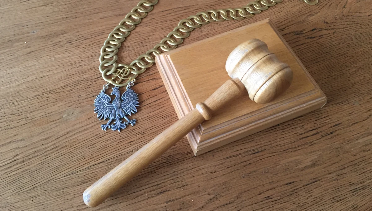 Karę 6 lat więzienia wymierzył warszawski sąd okręgowy Bogusławowi B., skazanemu wcześniej w aferze Art-B, w sprawie wyłudzeń za pomocą tzw. piramidy finansowej. Wyrok jest nieprawomocny.