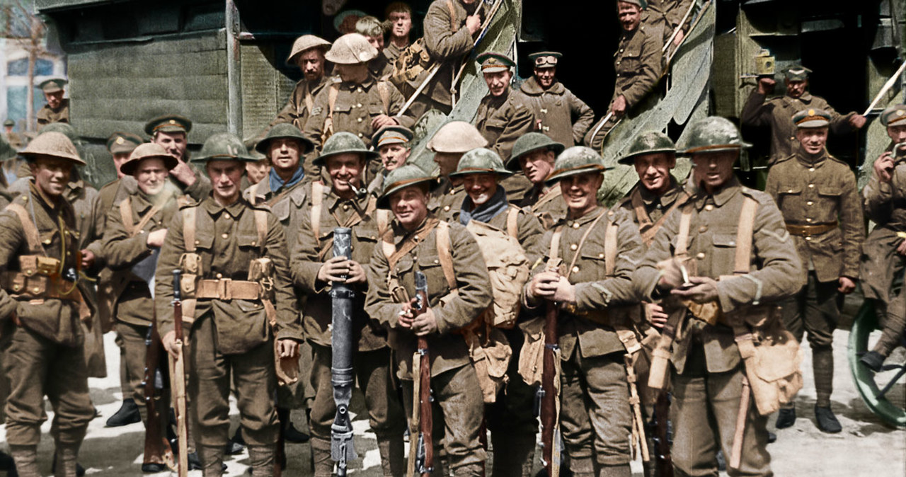 Wytwórnia Warner Bros zaprezentowała oficjalny zwiastun dokumentalnego filmu "I młodzi pozostaną", w którym Peter Jackson ("Władcy pierścieni"), wykorzystując archiwanle materiały filmowe, opowiedział o codziennym życiu żołnierzy podczas I wojny światowej, 