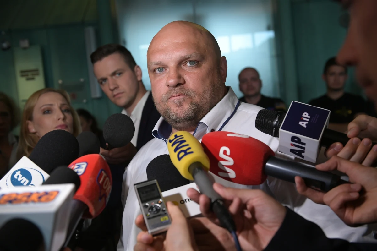 Anonimowy świadek, którego zeznania posłały w 2001 roku Arkadiusza Kraskę na dożywocie przyznał właśnie, że kłamał. Do fałszywych zeznań mieli go nakłonić policjanci - ustalił Onet. 