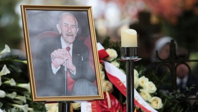 Pogrzeb Jan Kobuszewskiego. Wybitny aktor spoczął na Starych Powązkach