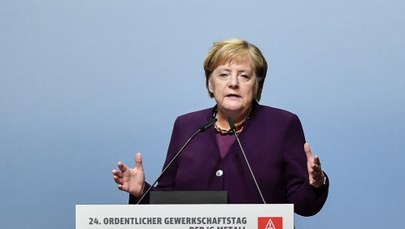 Merkel po ataku na synagogę: Musimy zwalczać nienawiść i przemoc. Nie ma dla nich tolerancji