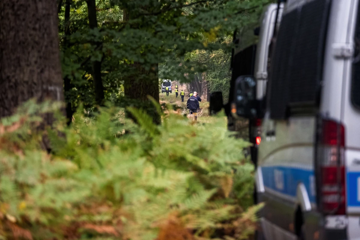 Wojsko i prokuratura nadal pracują w miejscu wtorkowego wybuchu w Kuźni Raciborskiej. Zginęło wówczas dwóch saperów, a czterech zostało rannych.