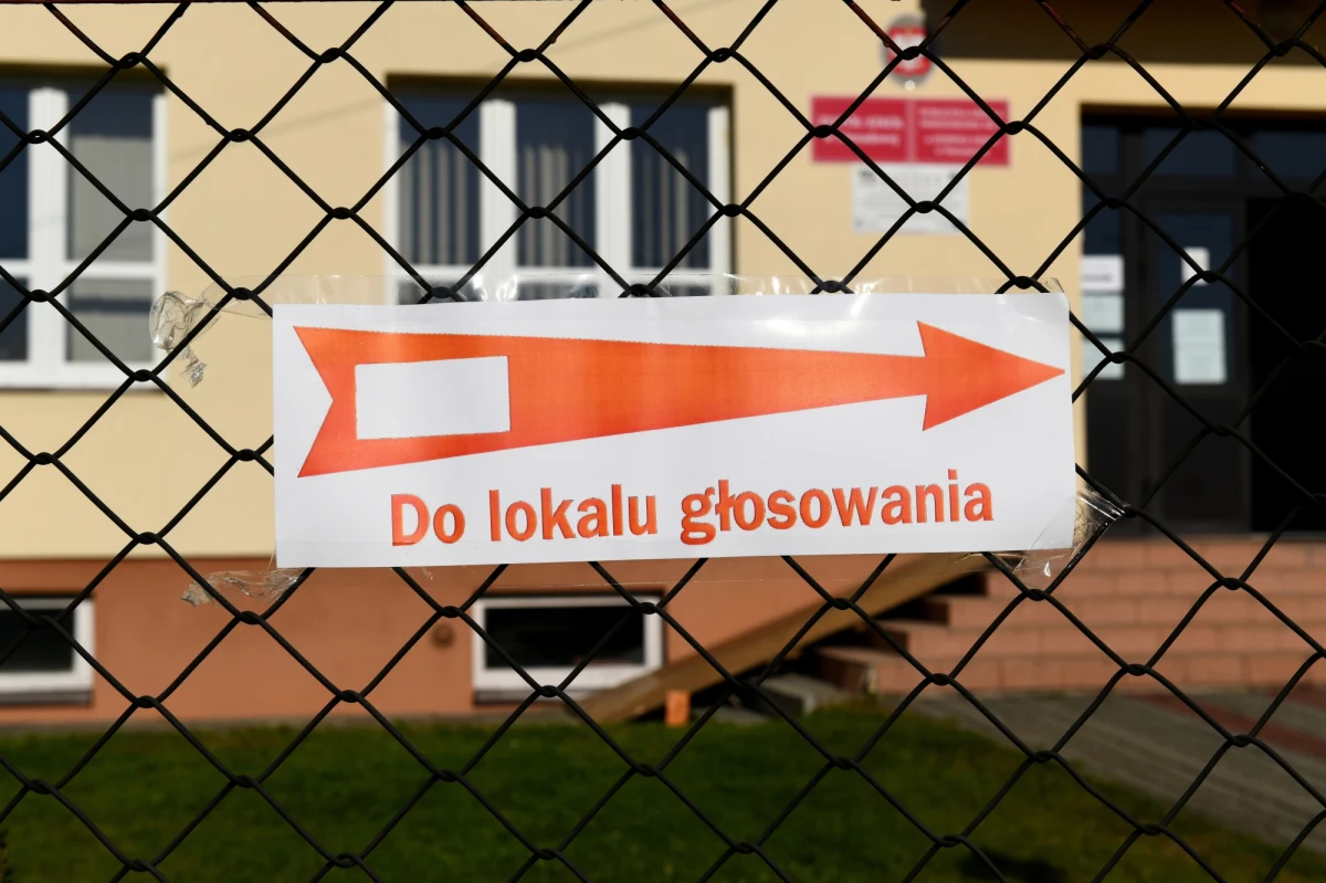 W całym kraju trwają wybory parlamentarne. Lokale wyborcze będą otwarte do godz. 21. Do tego czasu trwa cisza wyborcza. 