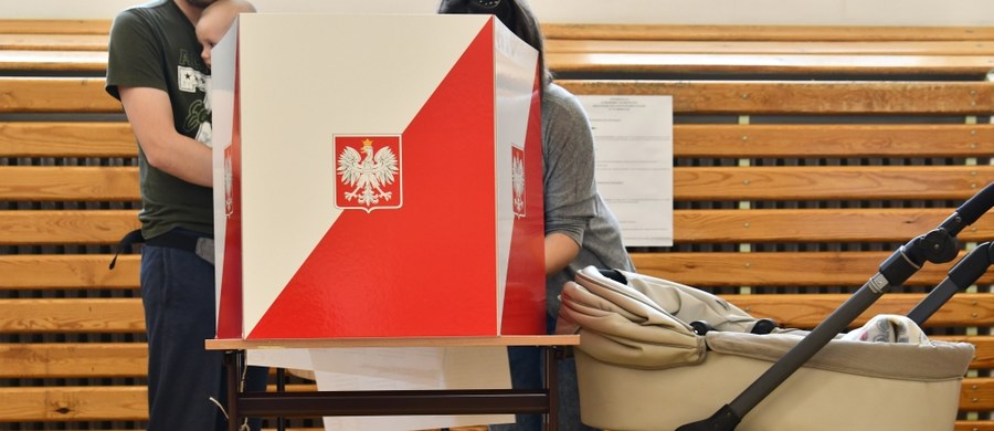 Tomasz Grodzki z Koalicji Obywatelskiej został senatorem z okręgu nr 97 obejmującego powiaty policki i Szczecin - wynika z częściowych wyników PKW z 63,86 proc. obwodowych komisji wyborczych.