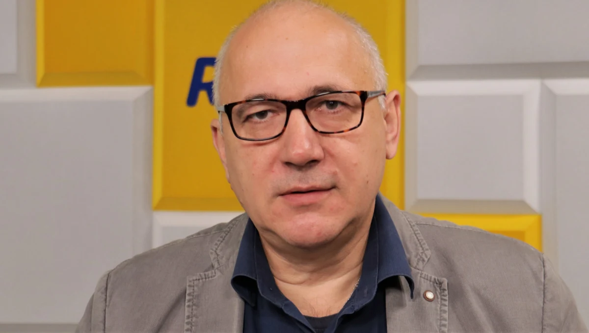 „Dziękuję wszystkim Polakom, którzy dali kolejny dowód, że potrafimy korzystać z tego święta demokracji, również tym, którzy głosowali na naszych oponentów. Warto podkreślić, że po 1989 roku tak wysokiej frekwencji nie było, i warto też podkreślić, że nie było po 1989 roku partii, która uzyskałaby tak wysoki wynik. Ponieważ funkcjonujemy w oparciu o ordynację D'Hondta, to nawet tak wysoki wynik w tym momencie nie daje 100-procentowej pewności co do tego, że będziemy mogli samodzielnie rządzić” - powiedział w Porannej rozmowie w RMF FM Joachim Brudziński, szef sztabu wyborczego Prawa i Sprawiedliwości.