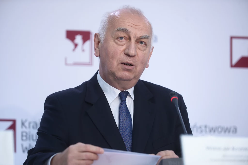 Wyniki przedstawił przewodniczący Państwowej Komisji Wyborczej Wiesław Kozielewicz 
