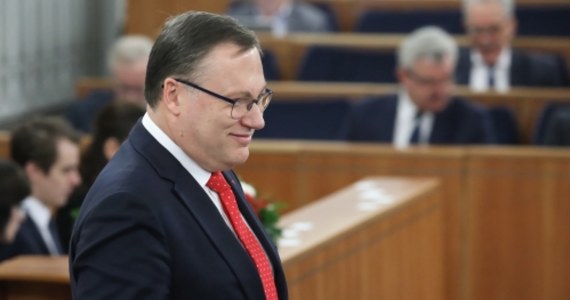 ​Dotychczasowy senator, popierany przez PiS Grzegorz Bierecki, został ponownie wybrany na senatora w okręgu nr 17 obejmującym Białą Podlaską oraz powiaty bialski, radzyński i parczewski (Lubelskie) - wynika z danych PKW ze wszystkich obwodowych komisji. Bierecki uzyskał 59,06 proc. głosów.