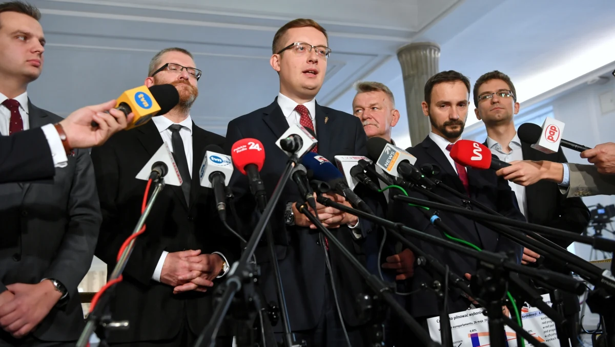 Konfederacja skieruje do Sądu Najwyższego protest wyborczy domagając się unieważnienia niedzielnych wyborów parlamentarnych. Według ugrupowania, TVP bezprawnie nie wykonała prawomocnego postanowienia sądu dot. opublikowania przed wyborami sondaży, w których Konfederacja przekroczyła próg wyborczy.