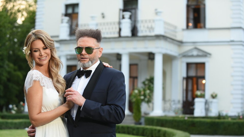 W najbliższym odcinku programu TVN Style "Ach, ten ślub!" prowadzące show, projektantka nowoczesnych sukien Magda Socha-Włodarska i dekoratorka Agnieszkę Winnicką, będą gościć w pałacu w Rozalinie, gdzie ślub wezmą Maja Plich i Krzysztof Rutkowski.