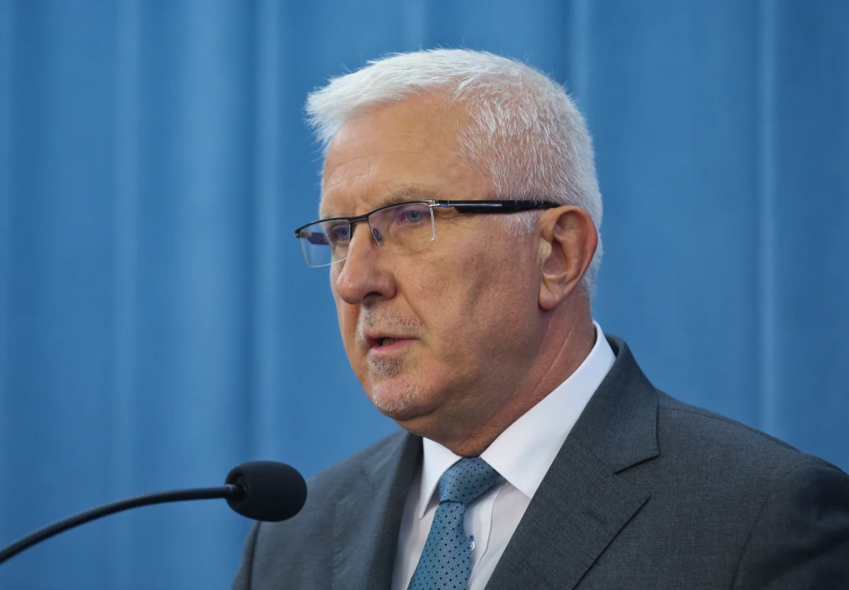 Nie aspiruję do żadnych stanowisk i deklaruję, że pomimo zabiegów PiS zdobycia większości w Senacie, nie sprzedam się nawet za wszystkie pieniądze świata - podkreślił dotychczasowy prezydent Nowej Soli, nowo wybrany senator Wadim Tyszkiewicz.