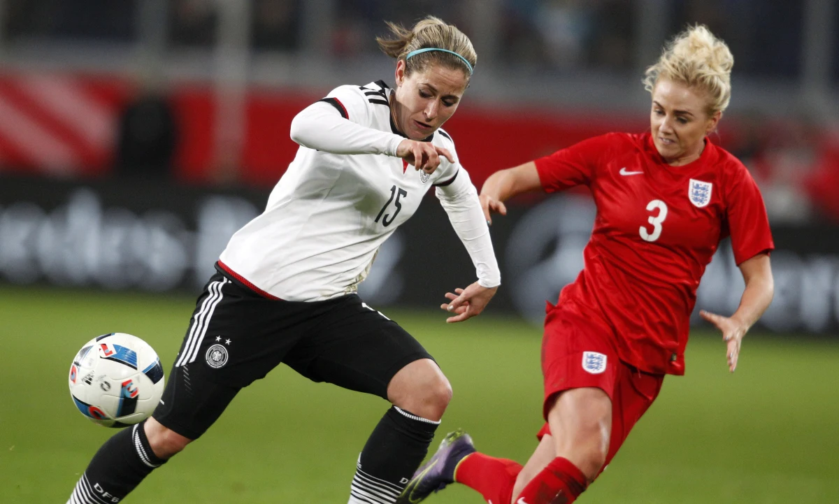 Piłka nożna kobiet pobije własny rekord frekwencji. Aż 90 tysięcy fanów ma zasiąść na stadionie Wembley podczas towarzyskiego meczu Anglia - Niemcy. Bilety zostały wyprzedane na pniu - poinformowała angielska federacja futbolu. 