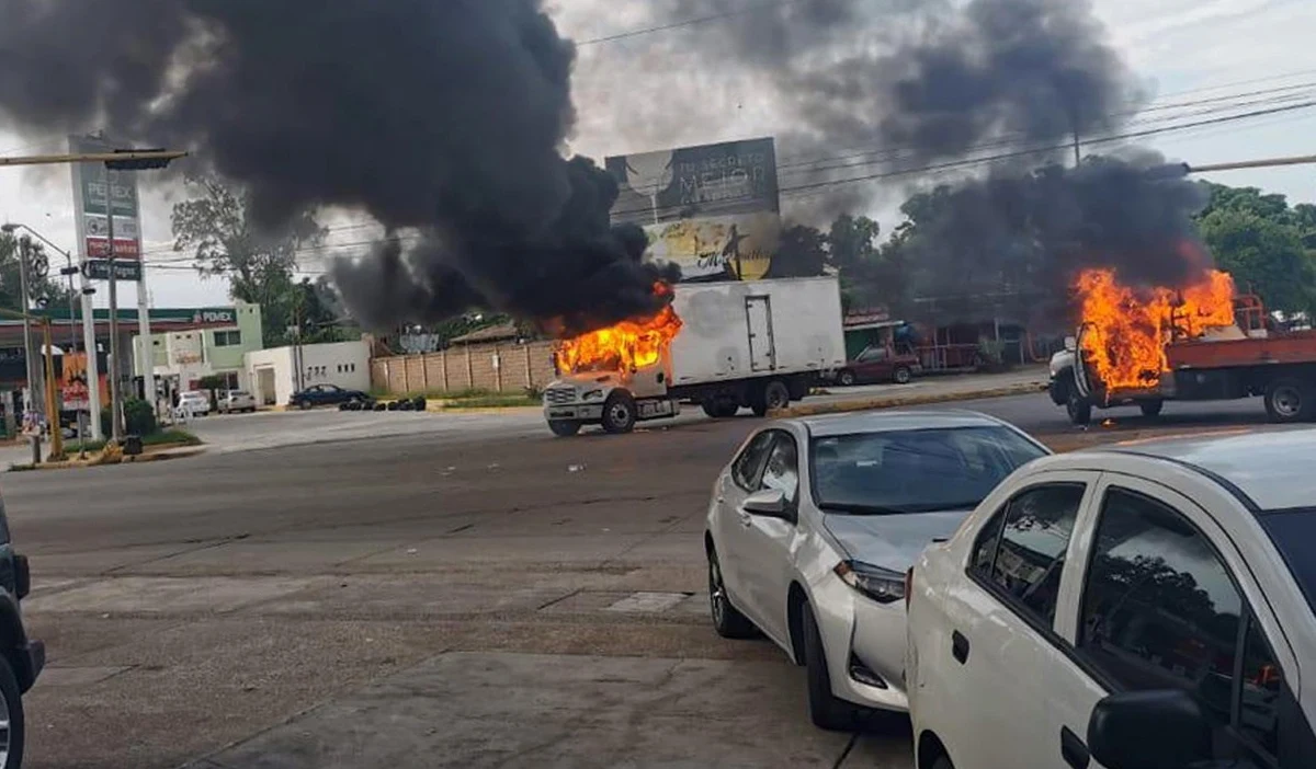 W mieście Culiacan, stolicy położonego na północnym zachodzie Meksyku stanu Sinaloa, uchodzącego za "twierdzę" narkotykowego barona Joaquina "el Chapo" Guzmana, doszło do regularnej bitwy między policją a członkami kartelu Sinaloa. 