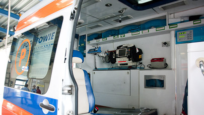 Szprotawa: Bus przejechał 11-miesięcznemu dziecku po nogach