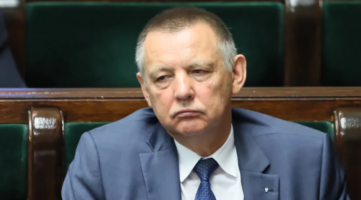 ​Skarbówka kontroluje finanse prezesa Najwyższej Izby Kontroli Mariana Banasia - tak mówi naszemu dziennikarzowi minister inwestycji, rozwoju i finansów Jerzy Kwieciński. "Mogę pana zapewnić, że te służby robią wszystko, co do nich należy" - twierdzi szef resortu.