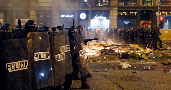 Pół miliona osób protestuje na ulicach Barcelony. Na przedmieścia miasta zostaną skierowane dodatkowe siły żandarmerii (Guardia Civil).