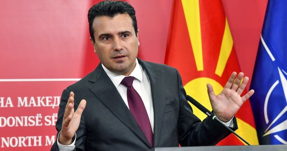 Premier Macedonii Północnej Zoran Zaew zapowiedział w sobotę, że w związku z brakiem zgody UE na otwarcie rozmów akcesyjnych z jego krajem, zaproponuje rozpisanie przedterminowych wyborów. Podkreślił, że jest "rozczarowany i oburzony" unijną decyzją.