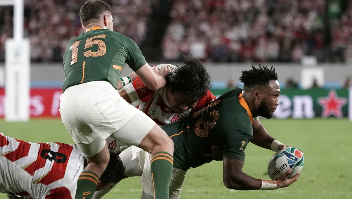 Rugbiści RPA pokonali reprezentację gospodarzy 26:3 (5:3) w ćwierćfinale rozgrywanego w Japonii Pucharu Świata. W kolejnej rundzie zmierzą się z Walią. Drugą parę półfinałową tworzą Anglia i broniąca tytułu Nowa Zelandia.