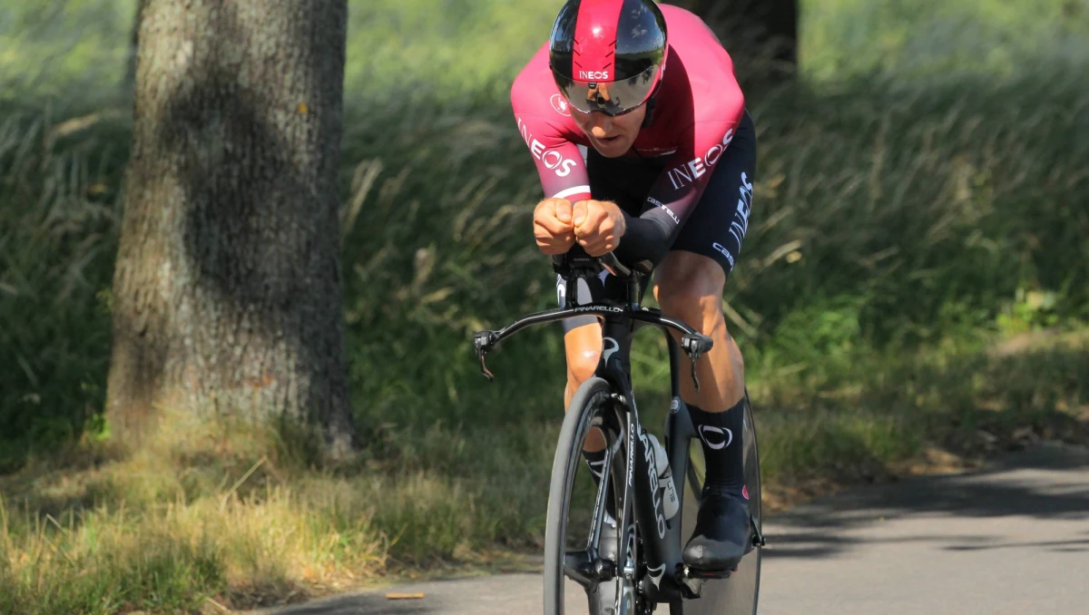 ​Michał Kwiatkowski jest już na nowej drodze życia! Utalentowany polski kolarz sformalizował w sobotę swój długoletni związek z Agatą Laskowską, wypowiadając sakramentalne "tak". Przepiękna uroczystość miała miejsce w Toruniu.