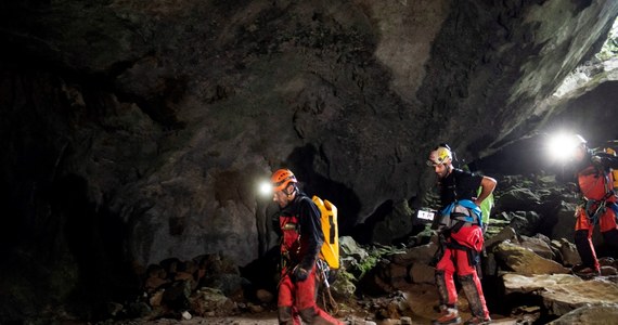 ​Hiszpańskie służby uratowały czterech portugalskich speleologów, uwięzionych w jednej z jaskiń w Kantabrii na północy kraju. Grotołazi byli poszukiwani od soboty.