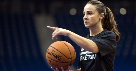 W rozpoczynającym się sezonie koszykarskiej NBA w roli trenerów-asystentów głównych szkoleniowców będzie pracować rekordowa liczba kobiet - aż 11. Najbardziej znana z tego grona jest Becky Hammon, związana z San Antonio Spurs od sierpnia 2014 roku.
