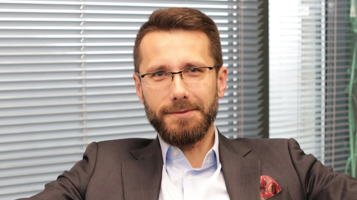 „Jest kilka okręgów, gdzie różnica głosów była niewielka równocześnie z większą różnicą głosów nieważnych no i uznaliśmy – nie tylko władze partii, nie tylko pełnomocnik wyborczy, ale takie sygnały też mieliśmy od naszych lokalnych struktur zaangażowanych w kampanię, że było oczekiwanie, żeby nie tutaj było żadnych wątpliwości” – tak zastępca rzecznika PiS Radosław Fogiel tłumaczył w porannej rozmowie w RMF FM, dlaczego Prawo i Sprawiedliwość zdecydowało się złożyć sześć protestów dotyczących wyników wyborów do Senatu.