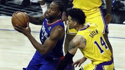 NBA: Mistrzowie zaczęli od zwycięstwa, świetny mecz Leonarda