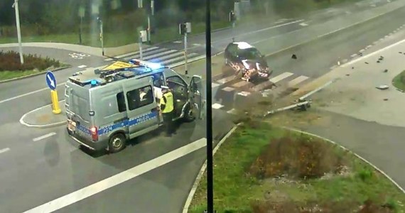 Ponad pół promila alkoholu miał 31-latek, który doprowadził do groźnej kolizji w Zabrzu. Na szczęście w wyniku tego zdarzenia nikt nie ucierpiał. Mężczyzna stracił już prawo jazdy, czekają go też dotkliwe kary finansowe. 