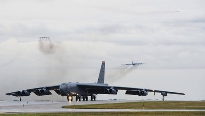 Rosyjski Su-27 śledził amerykański B-52H nad Morzem Czarnym